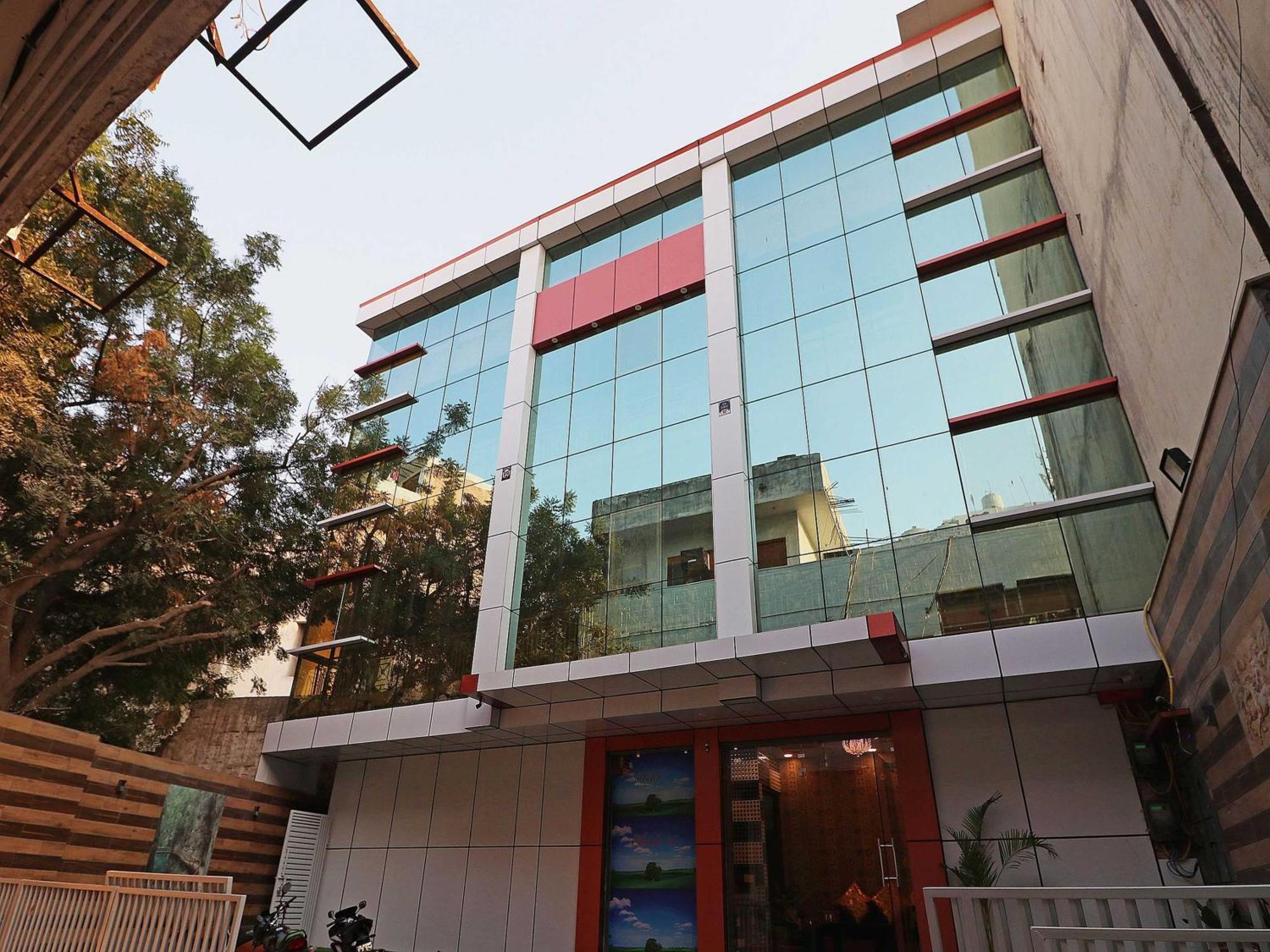 Hotel O Cloud New Delhi Exterior photo
